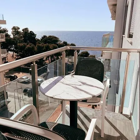 Sea La Vie Beachfront Apartamento Shëngjin