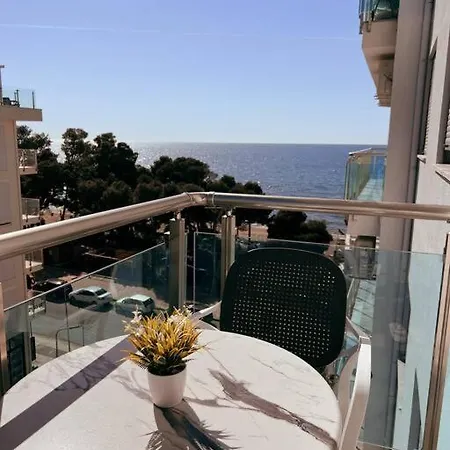 Sea La Vie Beachfront Διαμέρισμα *